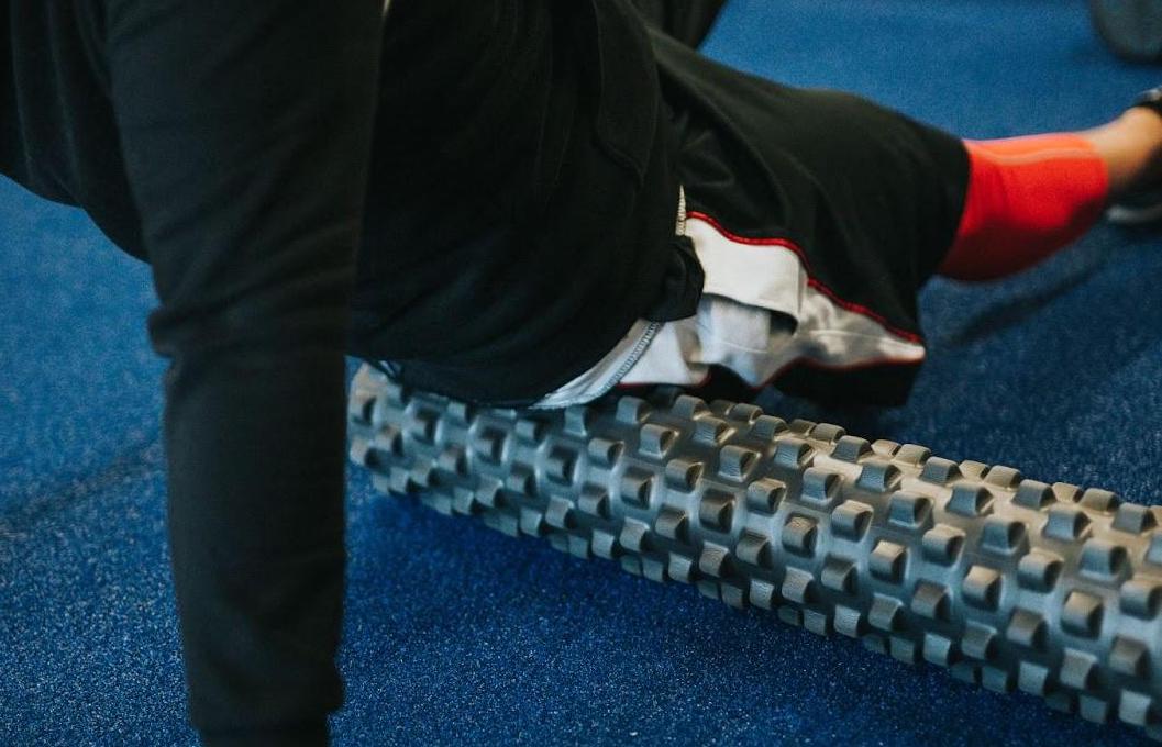 6 Benefits of Foam Rolling - Ultimate Nutrition